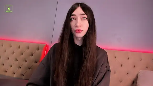 NickieRainer online show from 02/01/25, 02:13