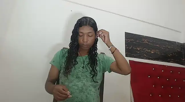 shairaStarr online show from 12/06/24, 03:33