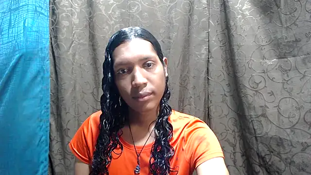 shairaStarr online show from 10/01/25, 01:39