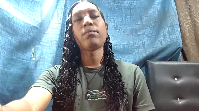 shairaStarr online show from 10/15/25, 01:55