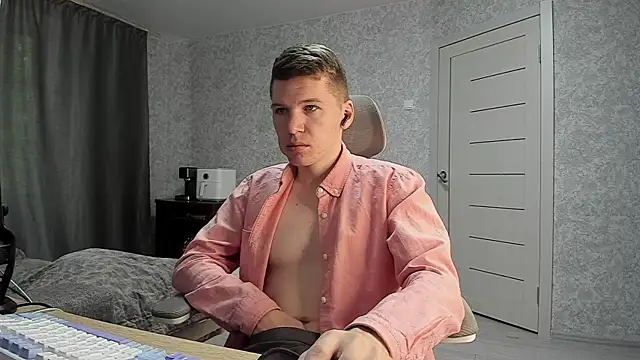 Snapshot of Bananas_dick chatting on 05/05/26, 05:59 Bananas dick online show from 05/05/26, 05:59