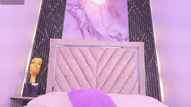 Hanna Evaanss online show from 09/12/25, 08:09