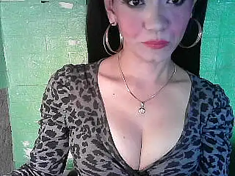 Rosebaumgardner1234 online show from 02/20/25, 08:58