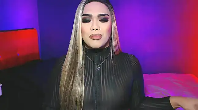 Snapshot of VictoriaEliz chatting on 12/23/24, 04:28 VictoriaEliz online show from 12/23/24, 04:28