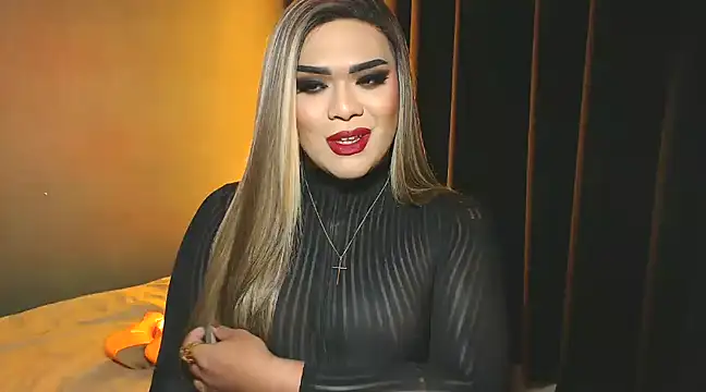 Snapshot of VictoriaEliz chatting on 12/25/24, 12:47 VictoriaEliz online show from 12/25/24, 12:47