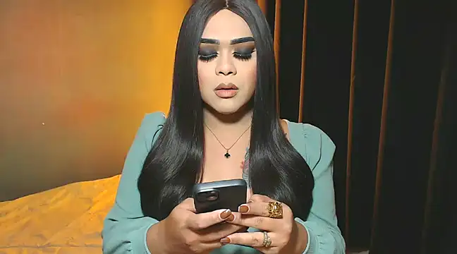 Snapshot of VictoriaEliz chatting on 12/26/24, 08:39 VictoriaEliz online show from 12/26/24, 08:39