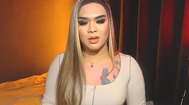 Snapshot of VictoriaEliz chatting on 01/16/25, 12:02 VictoriaEliz online show from 01/16/25, 12:02