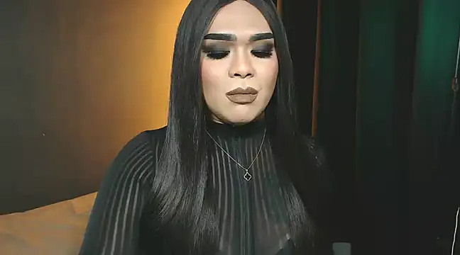 Snapshot of VictoriaEliz chatting on 01/25/25, 10:08 VictoriaEliz online show from 01/25/25, 10:08