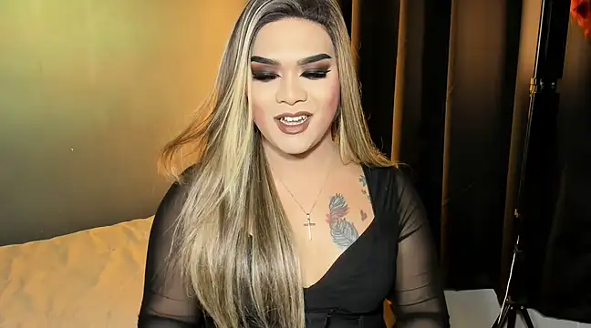 Snapshot of VictoriaEliz chatting on 03/13/25, 02:33 VictoriaEliz online show from 03/13/25, 02:33