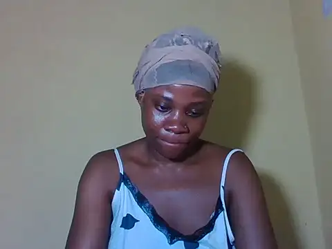 Sweetbaby004 online show from 04/28/26, 02:27