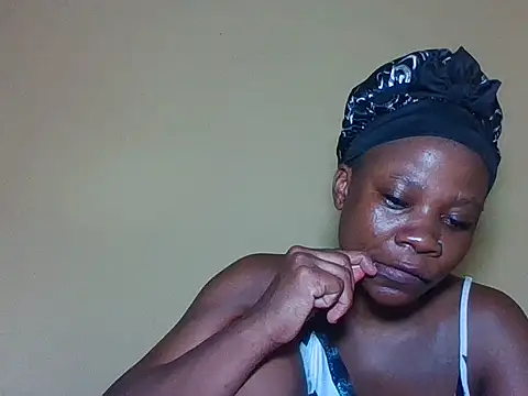 Snapshot of Sweetbaby004 chatting on 06/09/26, 10:43 Sweetbaby004 online show from 06/09/26, 10:43
