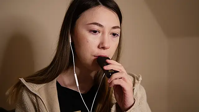 chibi moon  online show from 01/10/25, 05:13