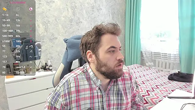 Snapshot of Morlaios chatting on 12/20/24, 10:38 Morlaios online show from 12/20/24, 10:38
