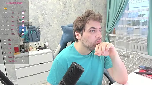 Snapshot of Morlaios chatting on 02/05/25, 01:33 Morlaios online show from 02/05/25, 01:33