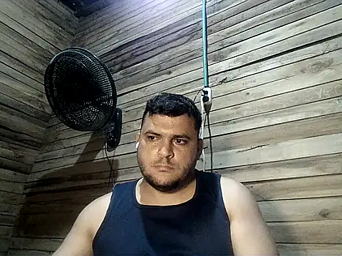 Snapshot of Arcangel_05 chatting on 04/25/26, 04:48 Arcangel 05 online show from 04/25/26, 04:48