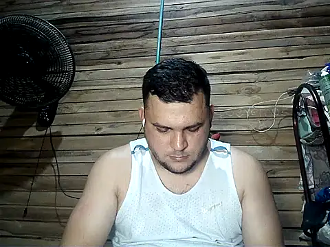 Snapshot of Arcangel_05 chatting on 07/02/26, 04:51 Arcangel 05 online show from 07/02/26, 04:51