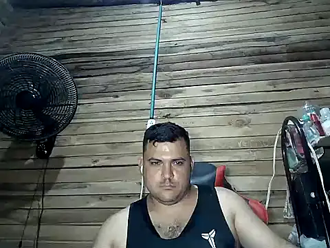 Snapshot of Arcangel_05 chatting on 07/20/26, 03:10 Arcangel 05 online show from 07/20/26, 03:10