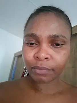 SweetAppleCandyxx online show from 11/06/25, 08:48