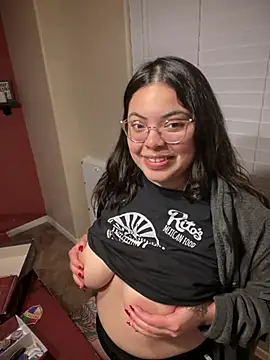 drizzypeach602 online show from 02/01/25, 09:32