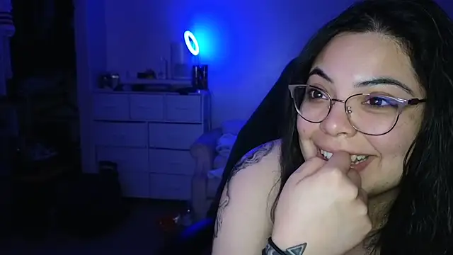 drizzypeach602 online show from 02/05/25, 03:55