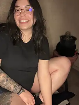 drizzypeach602 online show from 02/28/25, 03:26