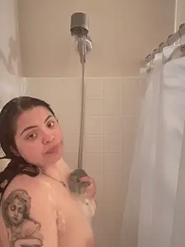 drizzypeach602 online show from 03/05/25, 09:16