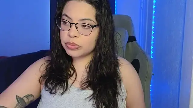 drizzypeach602 online show from 10/10/25, 03:38