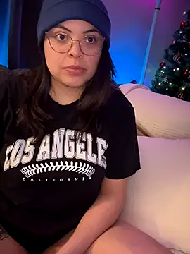 drizzypeach602 online show from 12/03/25, 04:31