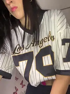 Amira Milker online show from 12/27/24, 03:37