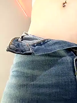 Amira Milker online show from 01/31/25, 02:07