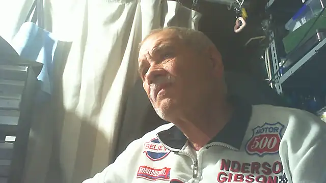 nonnomaturobisex online show from 10/27/25, 04:00