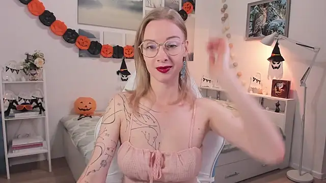 MissRightX online show from 10/24/25, 07:38