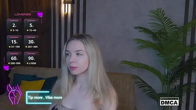 Holl1Would online show from 02/01/25, 03:41