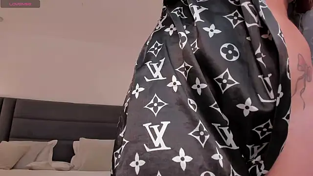 LexieWayne online show from 02/19/25, 11:04