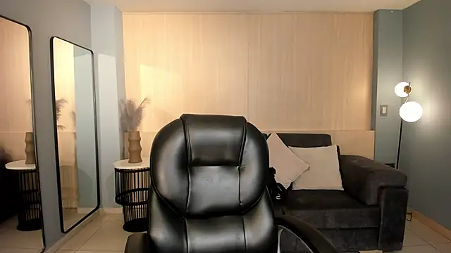 LexieWayne online show from 12/19/25, 07:32