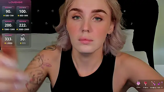 LianaFord online show from 10/05/25, 08:40