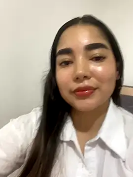 Snapshot of DulceChloe99 chatting on 01/07/26, 01:19 DulceChloe99 online show from 01/07/26, 01:19