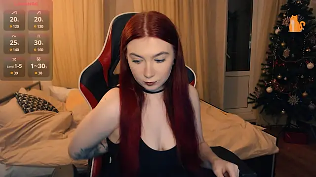 Cute lina online show from 12/28/24, 10:02