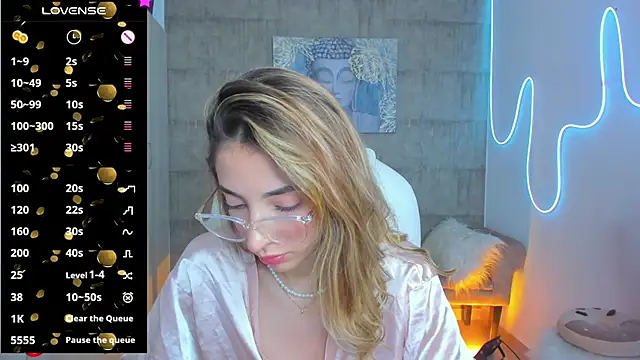 Snapshot of barbie_scoth_ chatting on 01/10/25, 09:20 barbie scoth online show from 01/10/25, 09:20