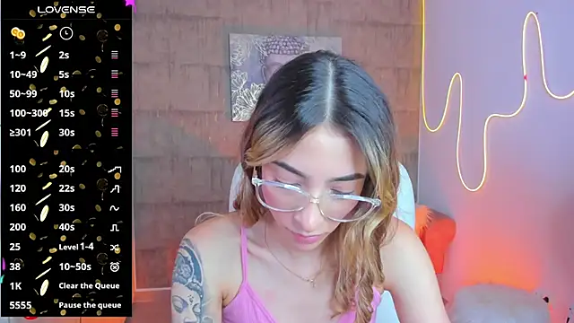 Snapshot of barbie_scoth_ chatting on 01/21/25, 08:00 barbie scoth online show from 01/21/25, 08:00