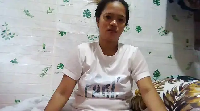 Snapshot of Silly_Girl21 chatting on 12/30/24, 02:09 Silly Girl21 online show from 12/30/24, 02:09