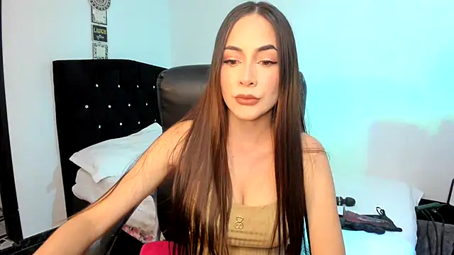 Snapshot of CristinaLaurentt chatting on 12/09/24, 11:13 CristinaLaurentt online show from 12/09/24, 11:13