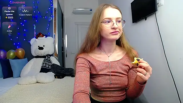 KateJonson online show from 02/14/25, 08:21