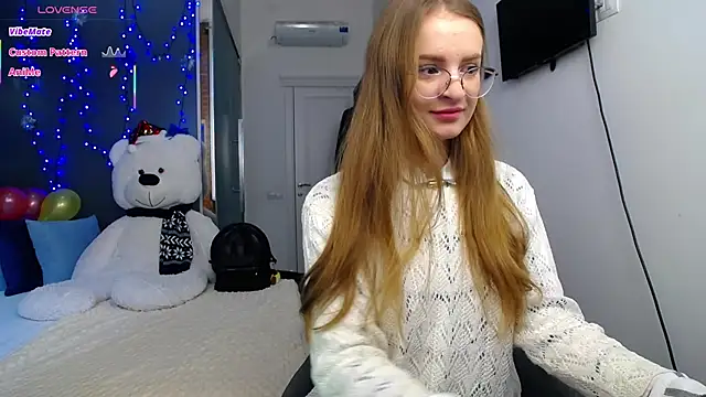 KateJonson online show from 02/18/25, 07:43