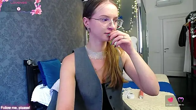 KateJonson online show from 09/10/25, 12:16