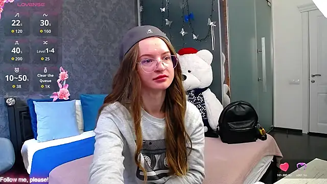 KateJonson online show from 10/29/25, 07:32