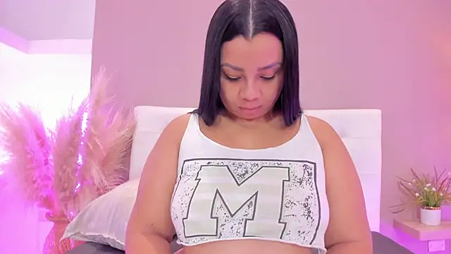 MelanyShayk online show from 01/25/25, 01:41