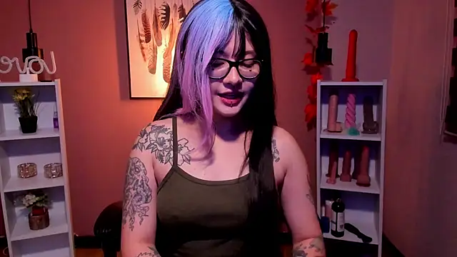  asami chieko  online show from 03/18/25, 11:42