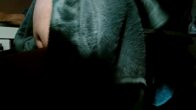 suedel65 online show from 11/18/25, 04:06