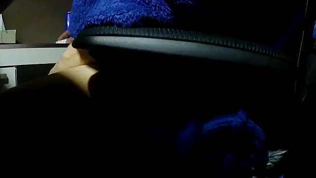 suedel65 online show from 12/15/25, 04:22